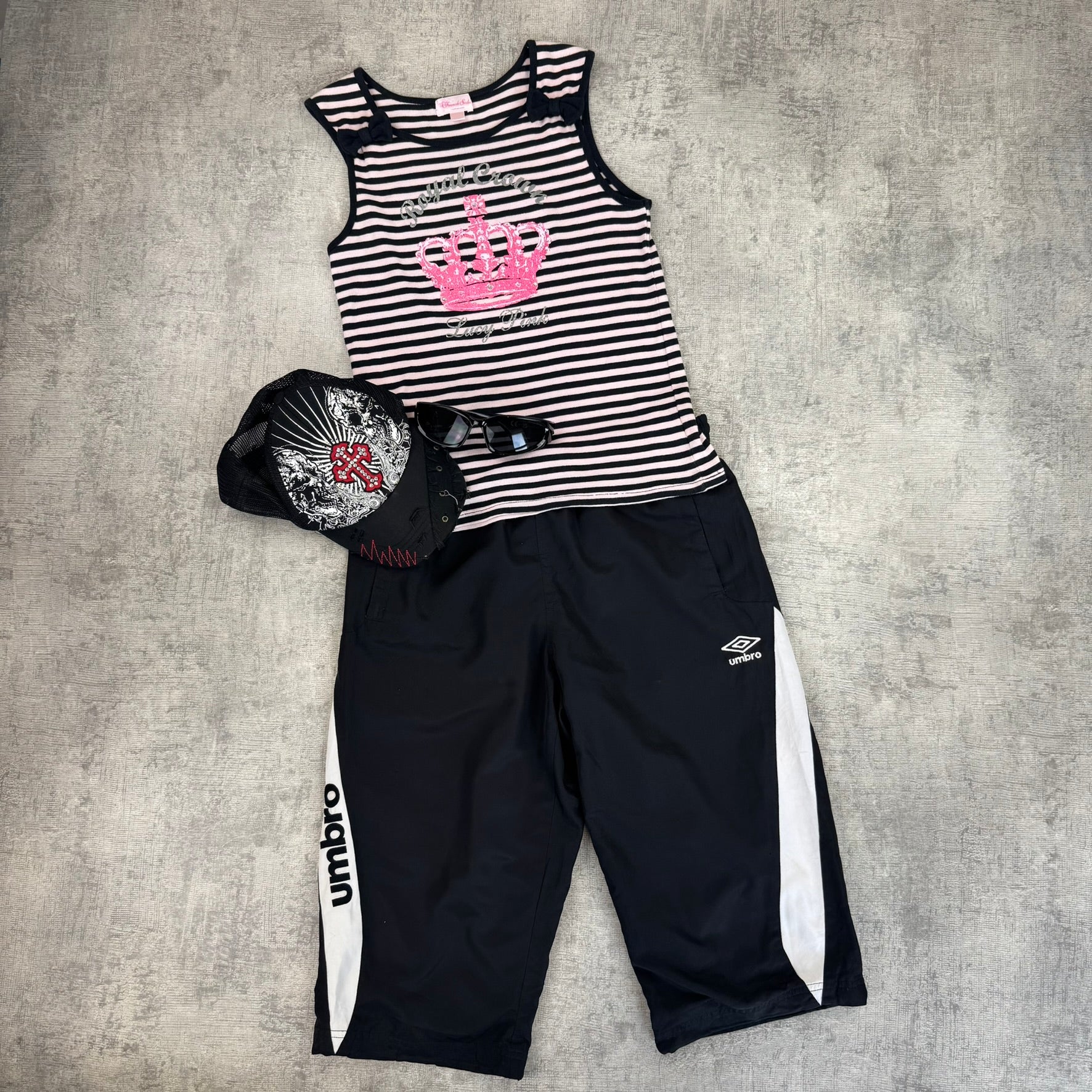 Women's 4 Piece Pre-Made Festival Bundle - Black & White (S/M)