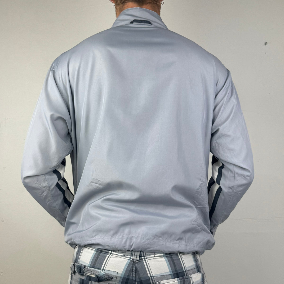 Vintage Reebok Spray Jacket - Men's Grey (L)