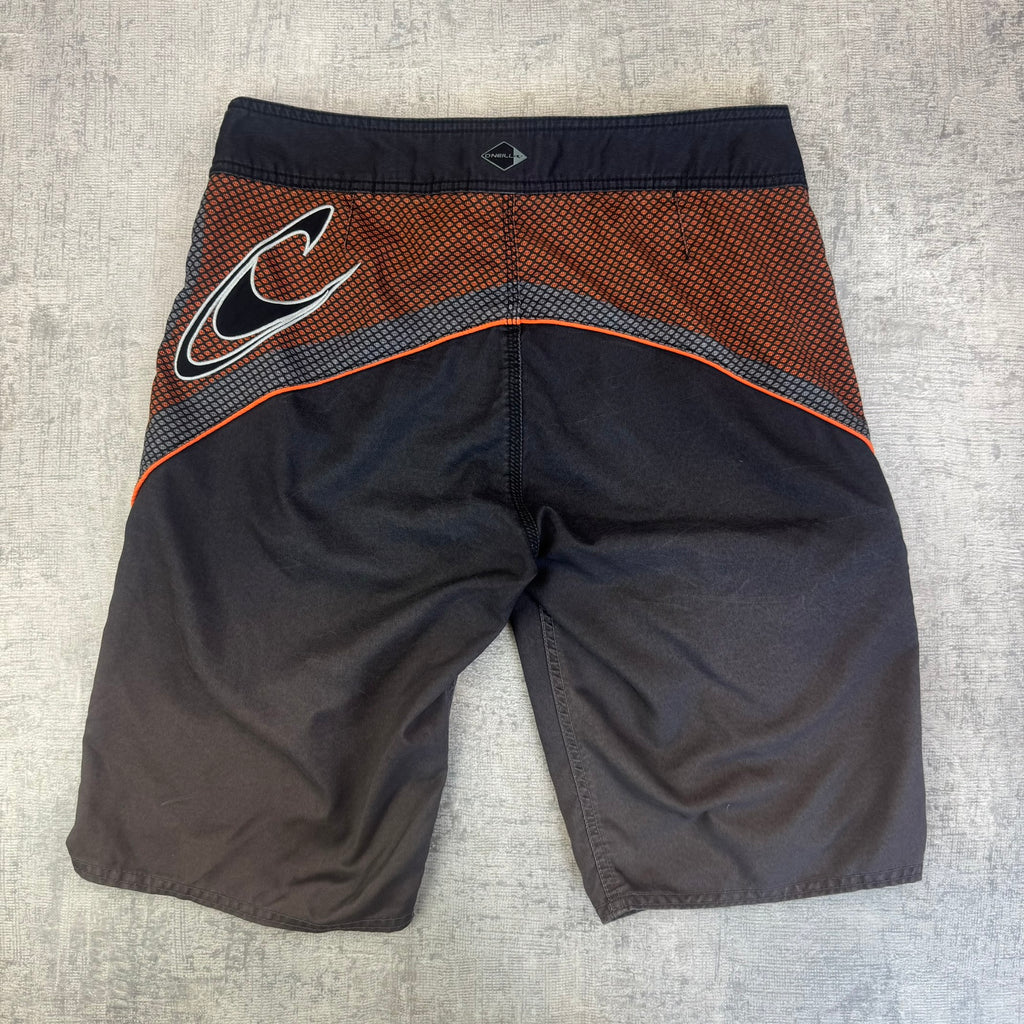 Vintage Y2K O'Neill Boardshorts - Men's Black & Grey (30)