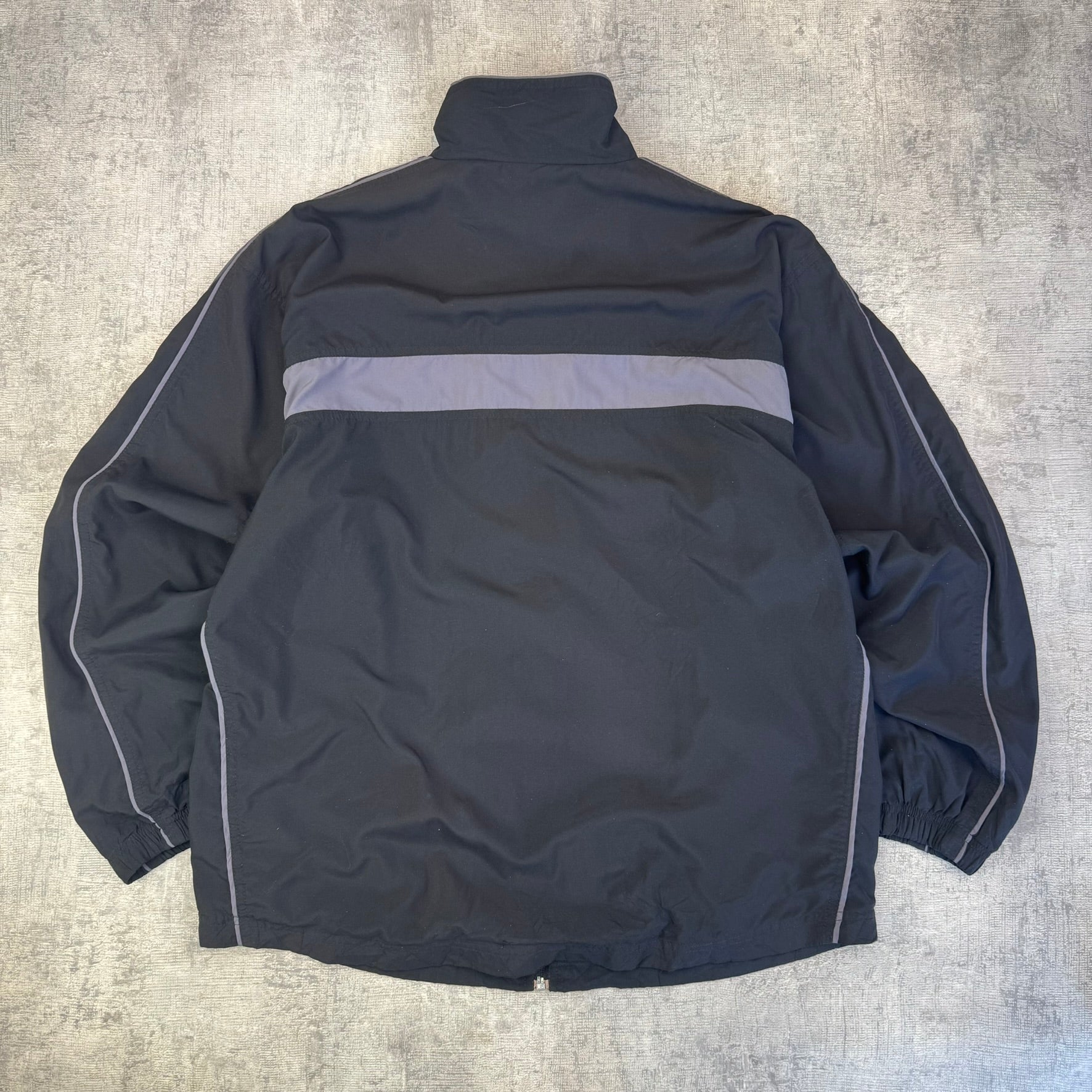 Vintage Reebok Spray Jacket - Men's Black (M-L)